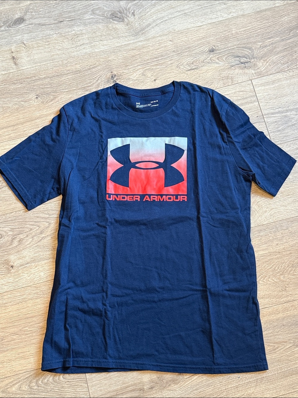 UNDER ARMOUR Navy Short Sleeve Tee NWOT Size Large